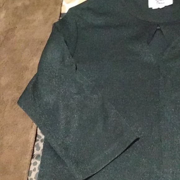 Black polyester blouse - Picture 2 of 4